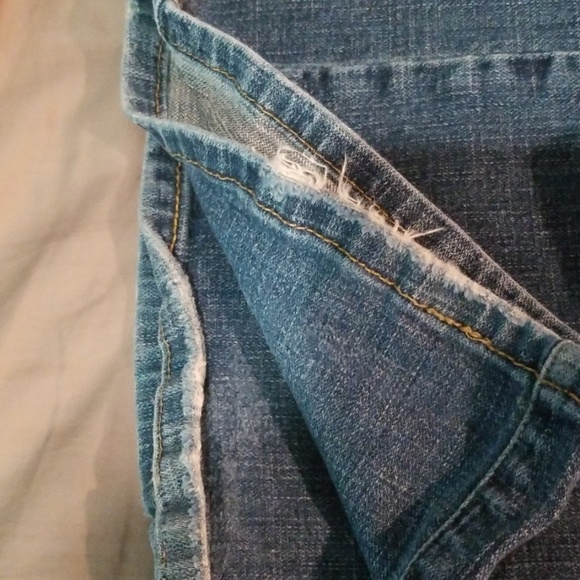 Bluejeans - Picture 4 of 4